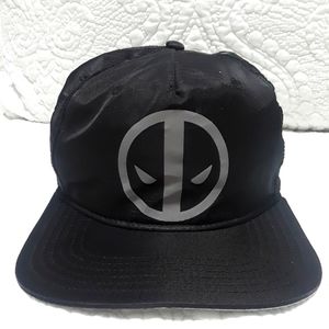Deadpool Bioworld Marvel Cap Original Snapback Black & White Adjustable Hat